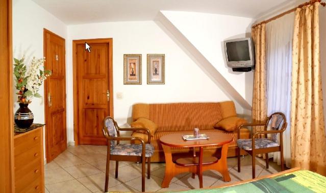 Hotel-Pension Residenz Balatonakali Eksteriør bilde